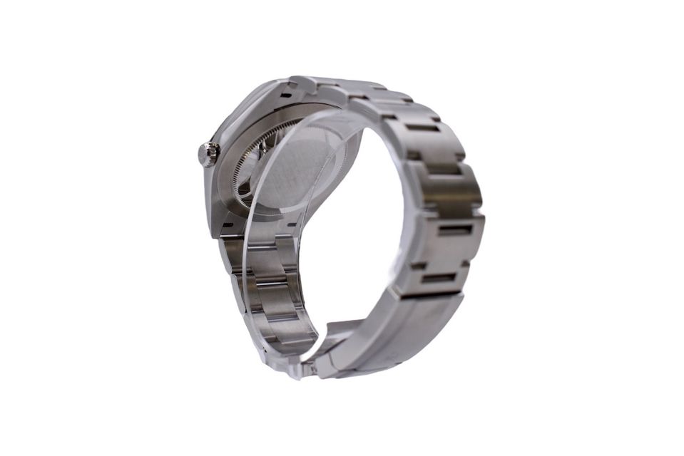 Rolex Oyster Perpetual 124300 Image 3